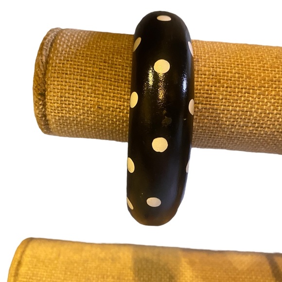 Vintage Black & White Wooden Polka Dot Bangle - Picture 3 of 3